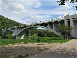 Stoletý most propojující dva okresy čeká velká oprava za 100 milionů. Teď je v havarijním stavu