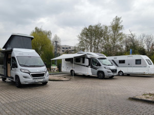 Parkoviště u Škodalandu