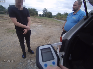 Zmatený muž chtěl vyšplhat na rozhlednu a rozmlouval s Bohem.