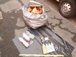 Toxi tým opět udeřil, policisté zadrželi výrobce pervitinu i jeho pravidelného zákazníka a dealera v jedné osobě