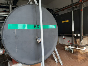 Šest vrstev ledu a 24 hodin zapnuté kompresory, příprava zimního stadionu je letos třikrát dražší než loni