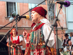Zemřela legenda chodského folkloru Jana Hojdová, zpěvačku provázela muzika po celý život