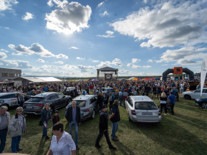AUTOSHOW ve Staňkově přinese nejnovější modely i koncert Divokýho Billa