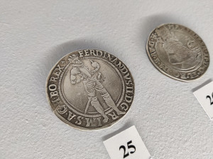 Muzeum představuje své poklady, podívejte se na unikátní mince, medaile nebo psí známky z roku 1876