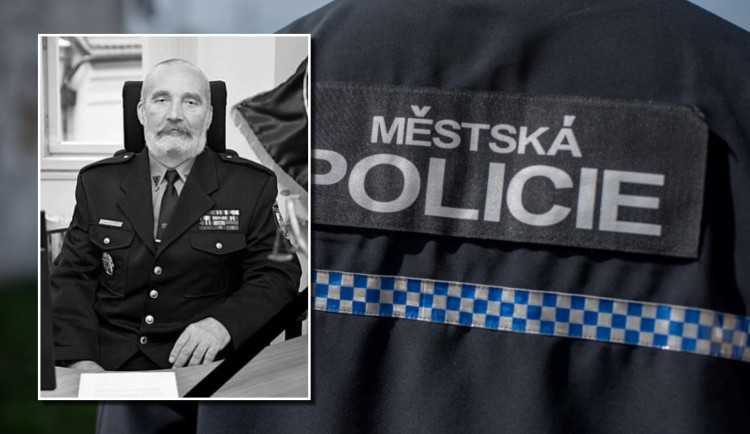 Bývalý velitel městských strážníků Petr Vlk zemřel, policie o tom informuje na sociálních sítích