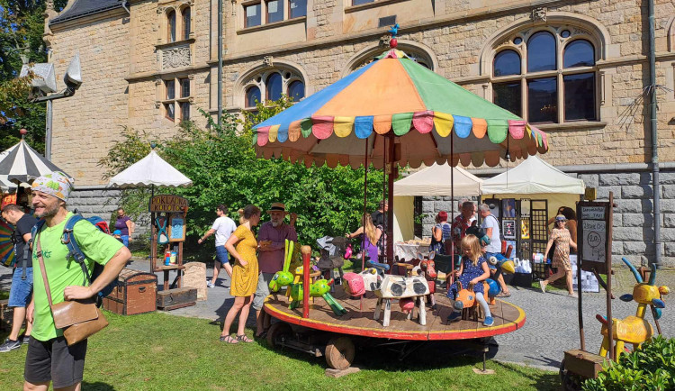 FOTO: Tatrhy a muzeum se spojily. Bavit se na slavnost přišly stovky lidí