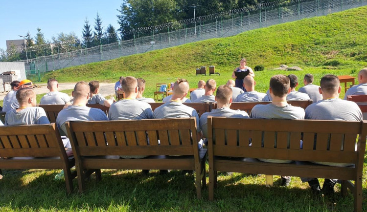 Divadelní představení vězňům ukázalo, jak se pohybovat ve světě financí