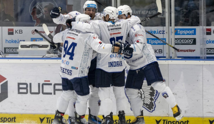 Plzeň doma porazila na úvod hokejové extraligy mistrovský Třinec 3:1 