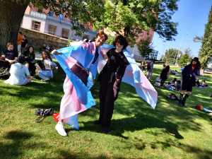 Plzní prošel duhový průvod hrdosti. Stále se setkáváme s předsudky a nepochopením, říkají účastníci