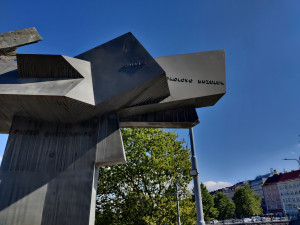 Odstranit, upravit, nebo nechat být? Město znovu řeší, co pomníkem československo-sovětského přátelství