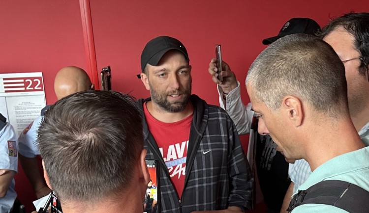 Tomáš Čermák u pražského soudu