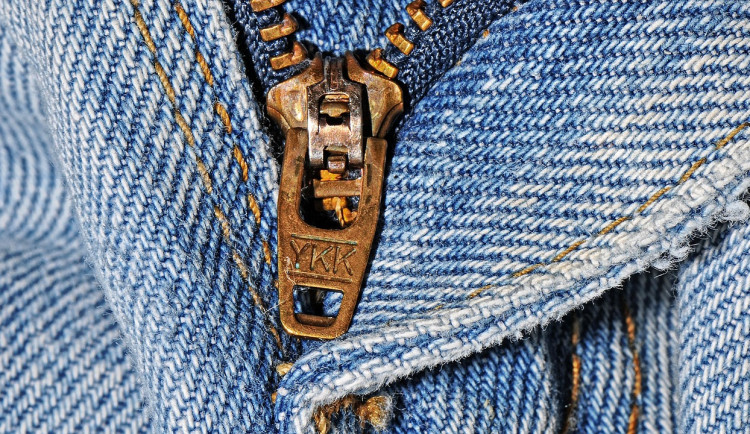 Muž masturboval před ženami na ulici, žádnou neulovil. Jeho ale lapili strážníci