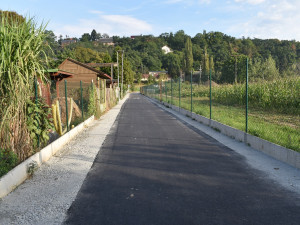 Cyklistům i pěším už slouží nová část trasy greenway Mže mezi ulicemi Pod Vinicemi a Radčická za 4,3 milionu