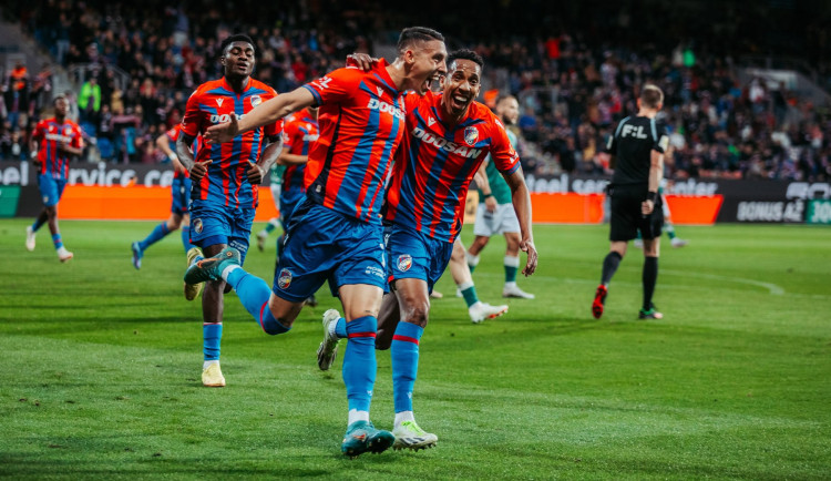 Fotbalisté Plzně po obratu zdolali Jablonec 3:2 a v lize jsou znovu třetí