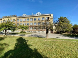 Úprava prostoru před 2. ZŠ Schwarzova Plzeň