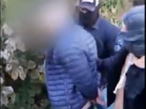 Zatýkání pachatelů podezřelých z vraždy