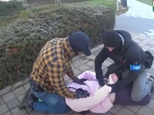 Zatýkání pachatelů podezřelých z vraždy