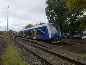 Repasované vlaky v barvách Plzeňského kraje budou od prosince brázdit tratě v Pošumaví
