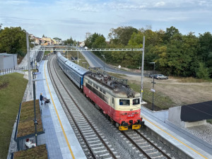 Vlaky na trati Plzeň - Cheb budou jezdit bezpečněji díky zabezpečovacímu systému za miliardu