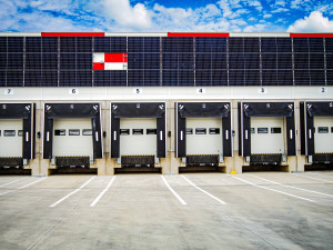 Obchodní brána do Evropy je v Rokycanech. Supermoderní logistické depo zpřístupňuje všechny kouty Česka a dalších 14 zemí velkým i malým firmám