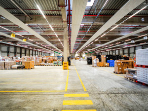 Obchodní brána do Evropy je v Rokycanech. Supermoderní logistické depo zpřístupňuje všechny kouty Česka a dalších 14 zemí velkým i malým firmám