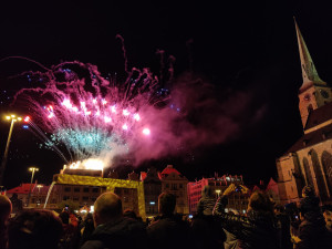 Tichý ohňostroj mohli Plzeňané vidět letos 28. října