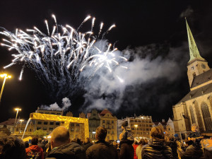 Tichý ohňostroj mohli Plzeňané vidět letos 28. října