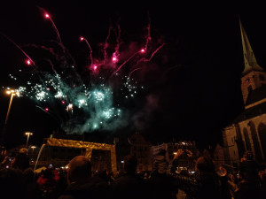 Tichý ohňostroj mohli Plzeňané vidět letos 28. října