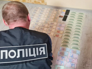 Falešní bankéři obrali důvěřivé lidi o bezmála 200 milionů korun, call centrum měli podvodníci na Ukrajině