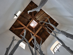 Tajemný zámek Tři Trubky uprostřed brdských lesů boduje. Tři měsíce po otevření navštívilo areál 6368 hostů