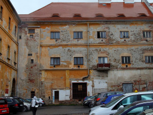 Rekonstrukci bývalého jezuitského semináře a pozdější sodovkárny za stovky milionů chystá město Klatovy