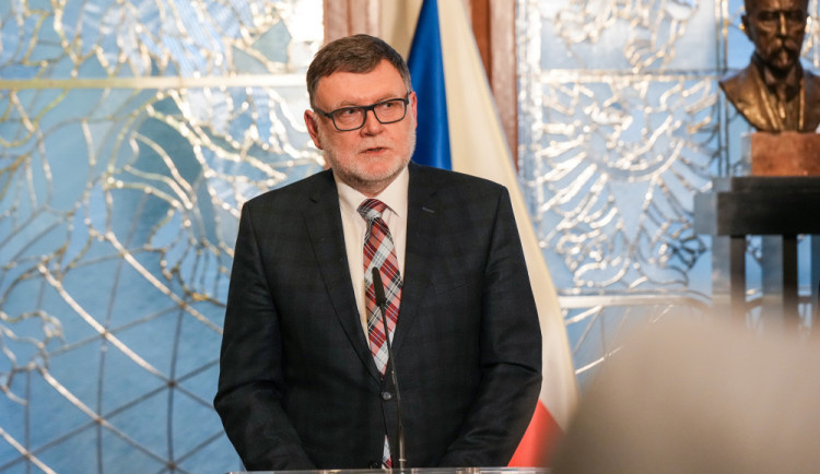 size4-size4-17007673589739-139-stanjuruv-urad-vyhodnotil-ze-cesko-bude-brzy-pripravene-na-euro-presto-ho-doporucuje-odmitnout