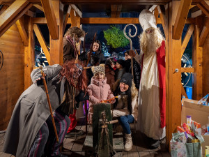 Trojka chce trumfnout svůj loňský zápis do České knihy rekordů, svolává na náměstí Mikuláše, čerty a anděly