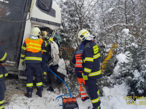 Tato nehoda se stala na dálnici D5 jen nedaleko o hodinu dříve
