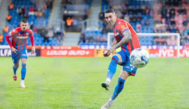 Fotbalisté Plzně deklasovali poslední České Budějovice 5:0 a jsou opět třetí