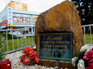 Obrovský výbuch, zdemolovaná ubytovna a 50 mrtvých, před půl stoletím otřásla Československem největší poválečná tragédie