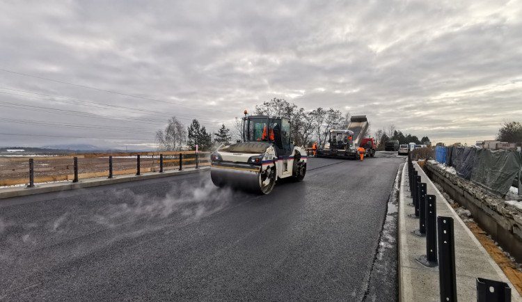 Ve Žďárku spějí k závěru práce na rychlostce. Přes zimu zmizí omezení