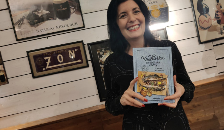 SOUTĚŽ: Na první rybářskou výpravu jela čistě z hecu, nyní pokřtila kuchařku s originálními rybími recepty