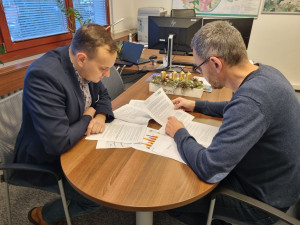 Lidé si mohou zažádat o podporu na zvelebení zahrádek u domů, obvod na akci vyčlenil 200 tisíc korun