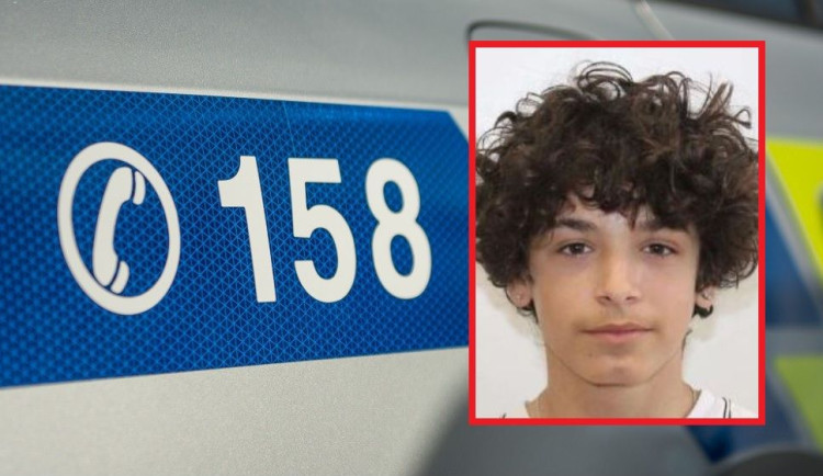 Vyhlášený útěkář s bujnou kšticí vyrazil na další z mnoha svých dobrodružných cest a nevrátil se domů