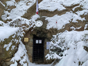 Jediný přístupný důl na slídu v Česku vypadá jako z pohádkového světa, brzy otevře svou další část