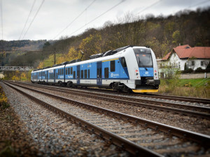 Nový školní vlak začíná jezdit na Domažlicku na základě speciálního požadavku