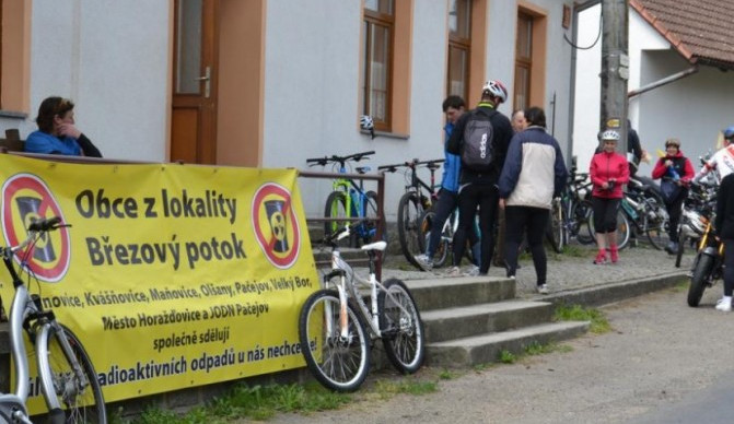 Lidé z Pošumaví budou 21. rokem pochodovat proti plánovanému úložišti jaderného odpadu