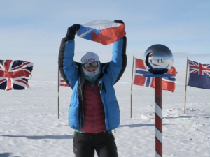 Loni zdolala zubařka z Přeštic jako teprve třetí Češka Mount Everest. Teď dobyla Jižní pól a čeká ji výstup na nejvyšší horu Antarktidy