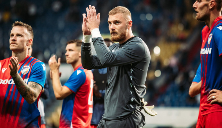 V Plzni vybuchla přestupová bomba. Gólman Jindřich Staněk přestoupil z FC Viktoria Plzeň do Slavie Praha