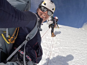 Opět to dokázala, česká zubařka zdolala nejvyšší horu Antarktidy a dobyla Jižní pól. Chce získat Korunu planety