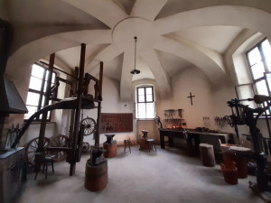 Jízdárna ve Světcích se v březnu kompletně otevře návštěvníků, její oprava trvala dlouhých 23 let