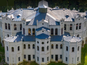 Jízdárna ve Světcích se v březnu kompletně otevře návštěvníků, její oprava trvala dlouhých 23 let