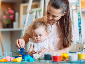 Festival pro rodiny s dětmi se vrací do Plzně, nabídne obří hernu i workshopy