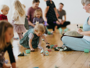 Festival pro rodiny s dětmi se vrací do Plzně, nabídne obří hernu i workshopy